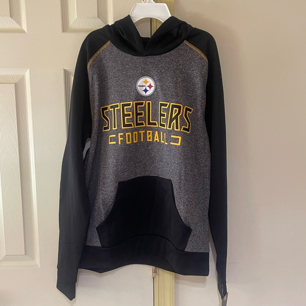 Fanatics NFL Men’s Pullover Hoodie